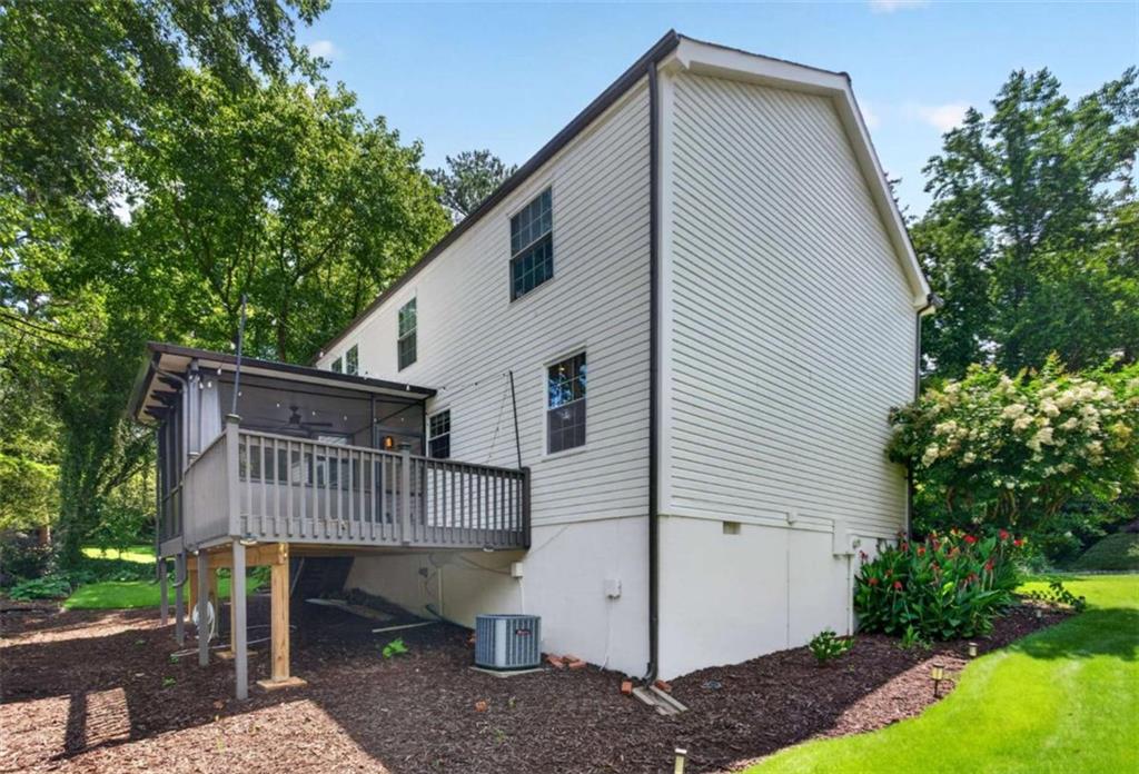 3504 Castlehill Court