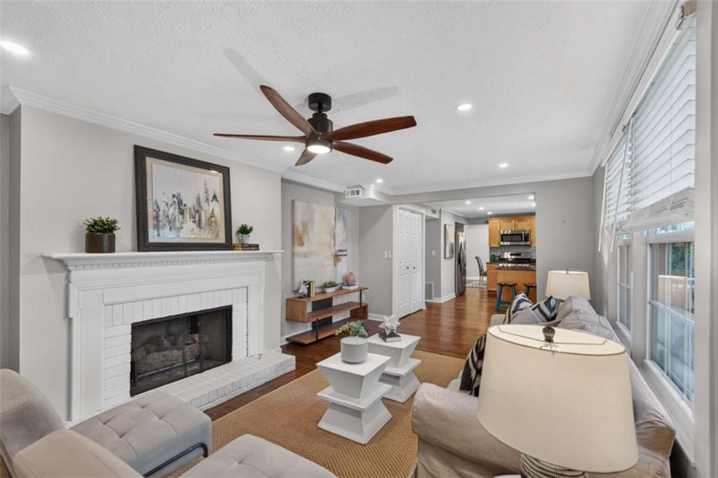 3504 Castlehill Court