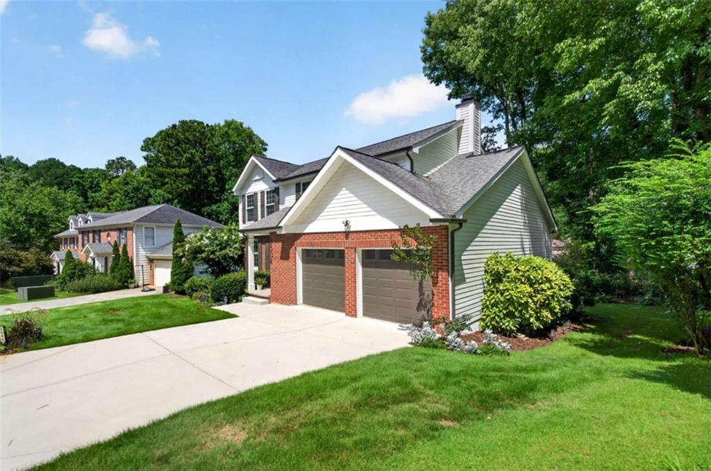 3504 Castlehill Court