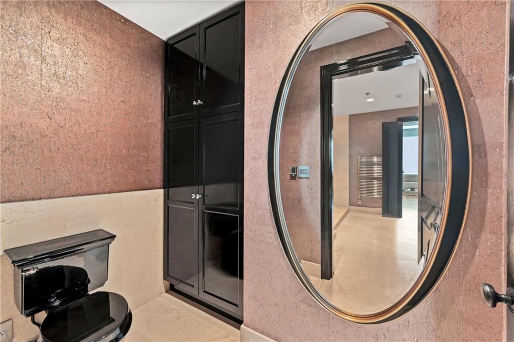 2795 Peachtree Road NE Unit 1608
