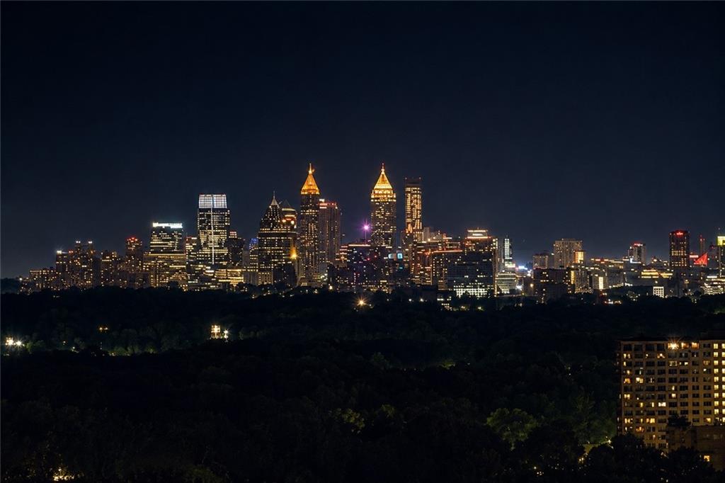 2795 Peachtree Road NE Unit 1608