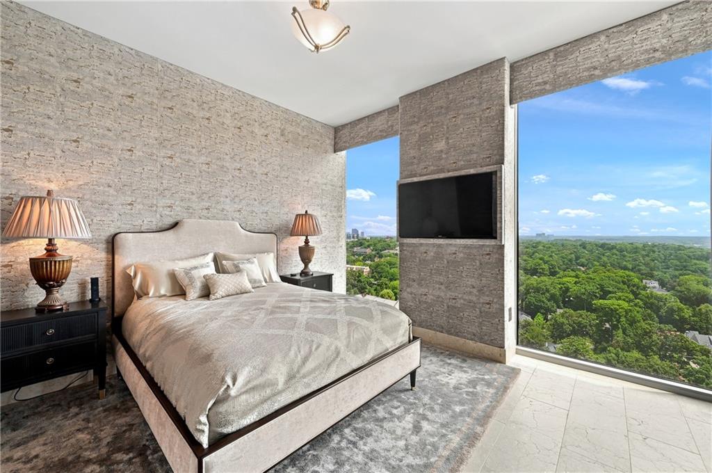 2795 Peachtree Road NE Unit 1608