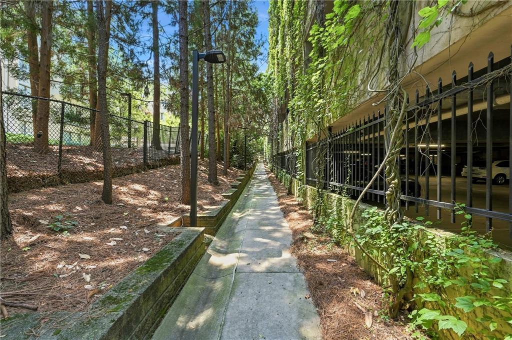2795 Peachtree Road NE Unit 1608
