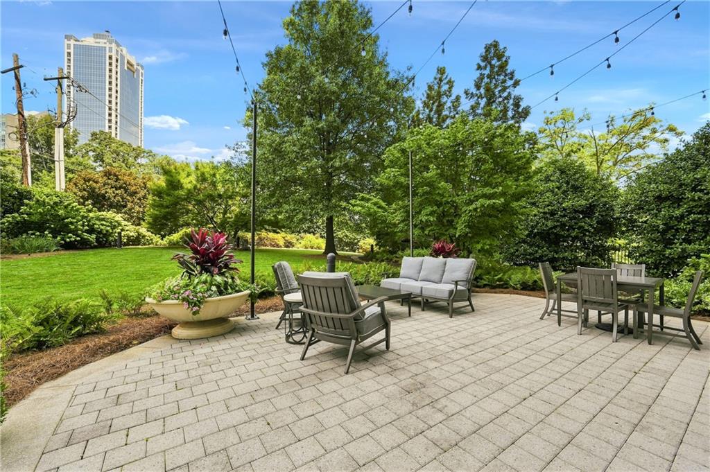 2795 Peachtree Road NE Unit 1608