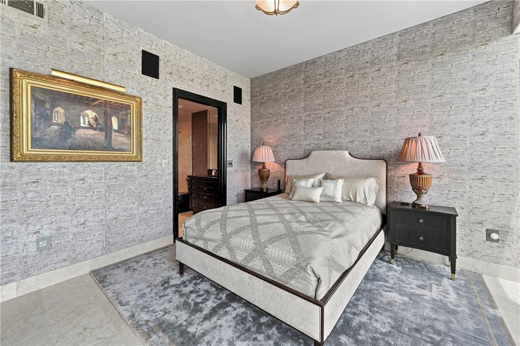2795 Peachtree Road NE Unit 1608
