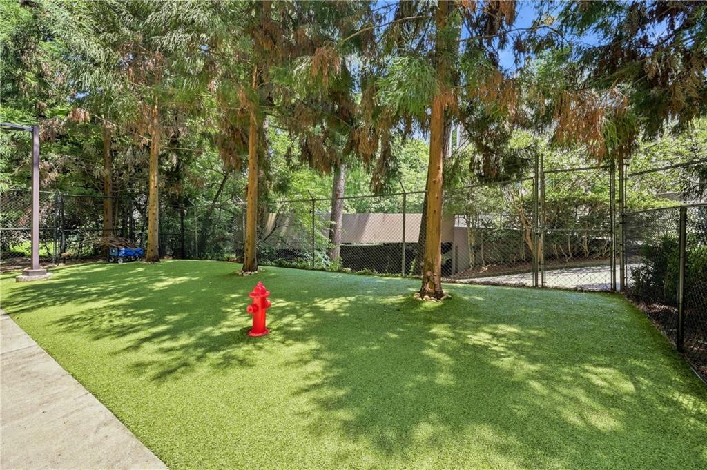 2795 Peachtree Road NE Unit 1608