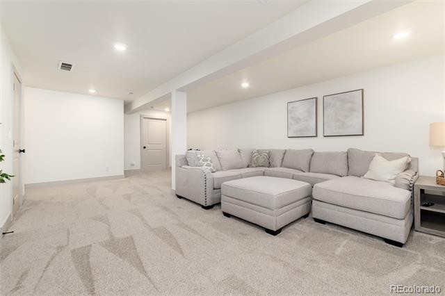9057 Mountain Laurel Way