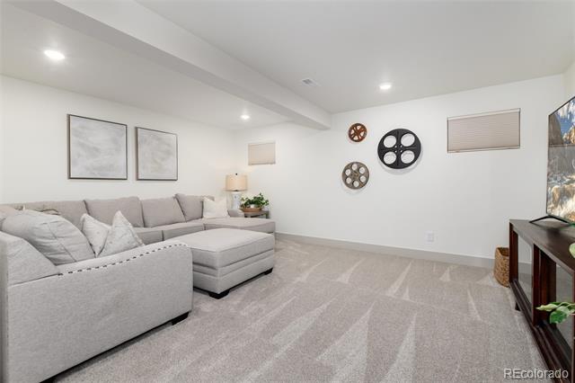 9057 Mountain Laurel Way