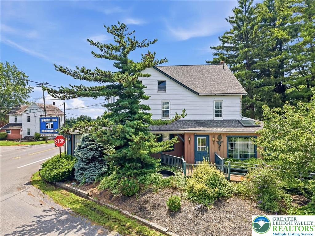 402 West Moorestown Road