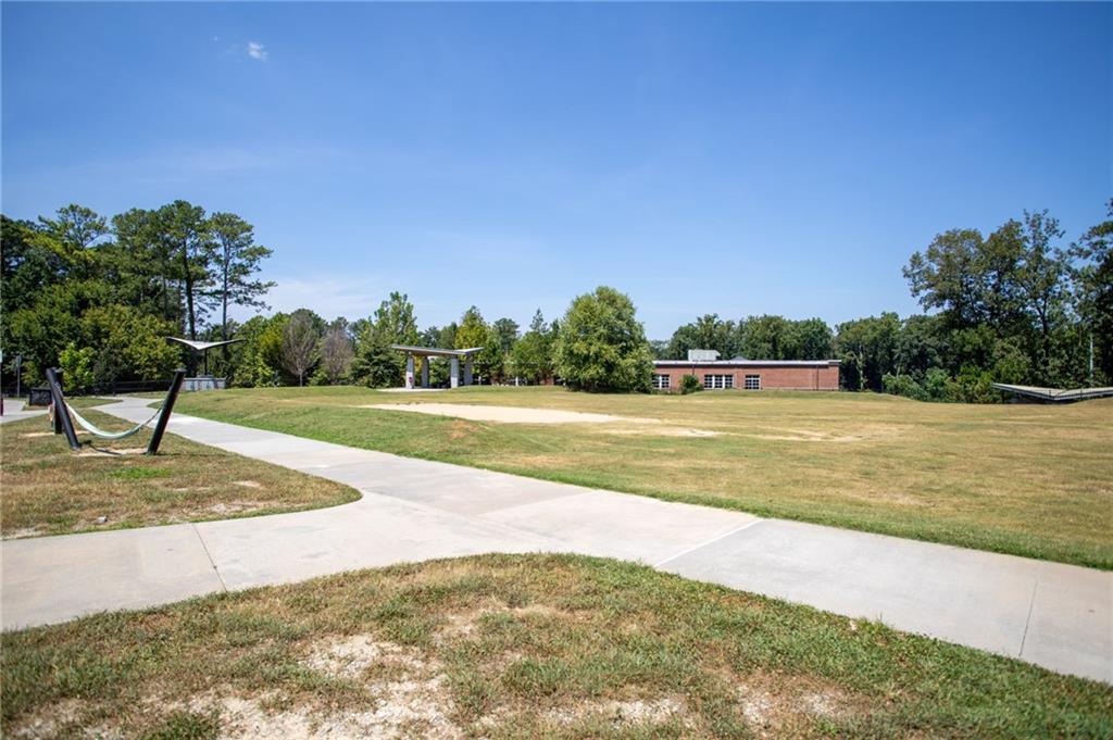 2531 Skyland Drive NE
