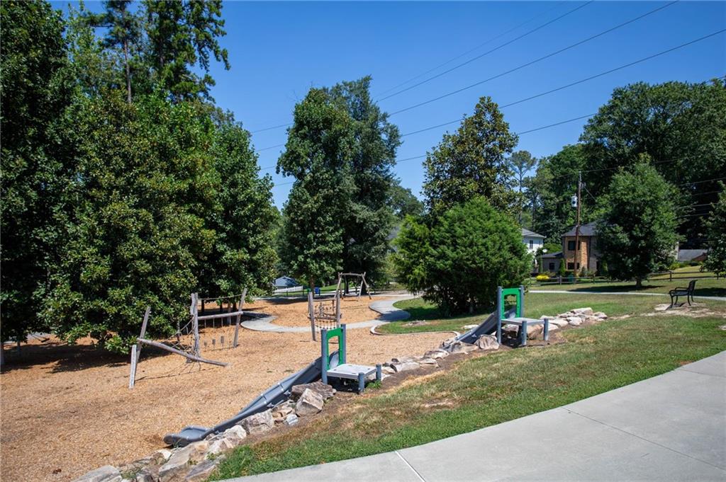 2531 Skyland Drive NE