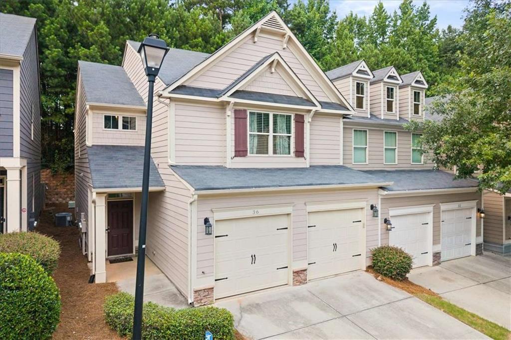 36 Grampian Way Unit 4
