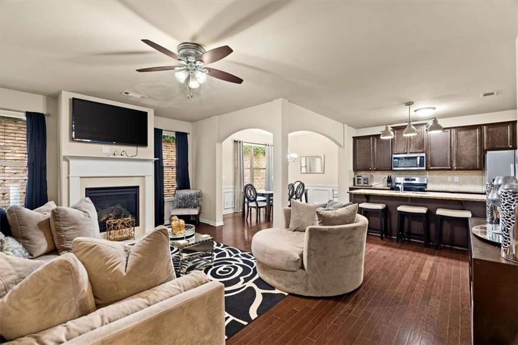 36 Grampian Way Unit 4
