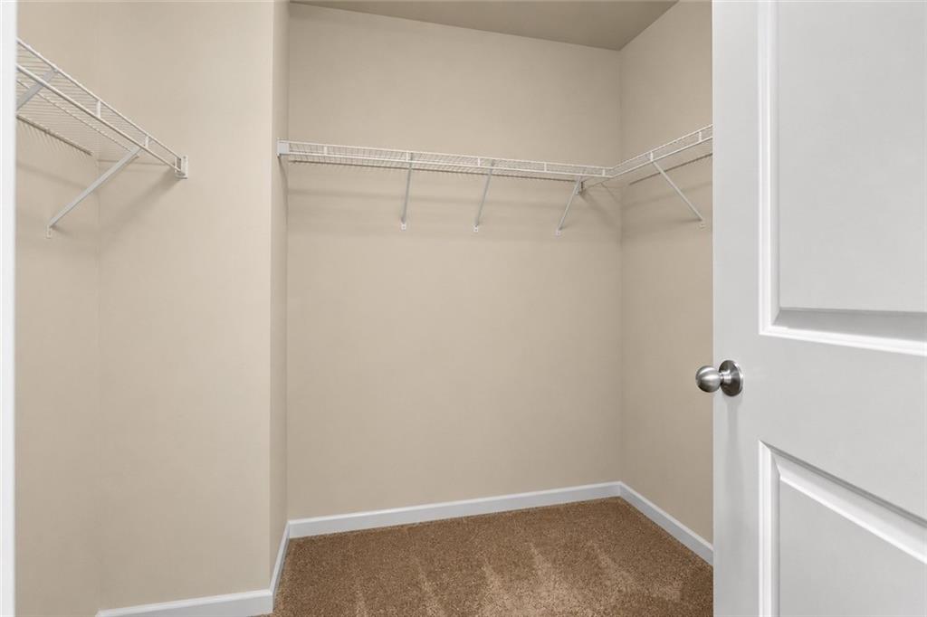36 Grampian Way Unit 4