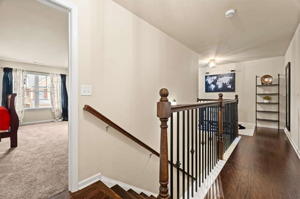 36 Grampian Way Unit 4