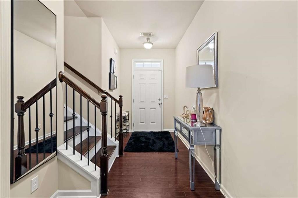 36 Grampian Way Unit 4