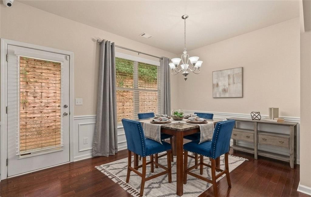 36 Grampian Way Unit 4