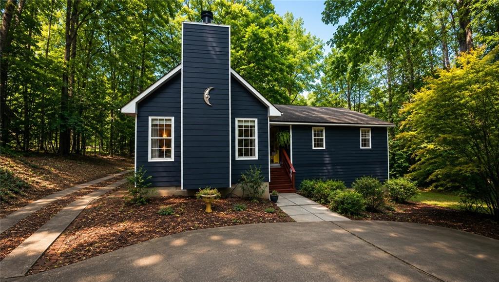 125 Maple Place