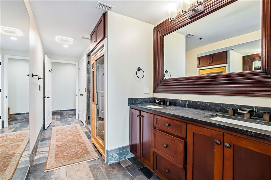 3338 Peachtree Road NE Unit 2105