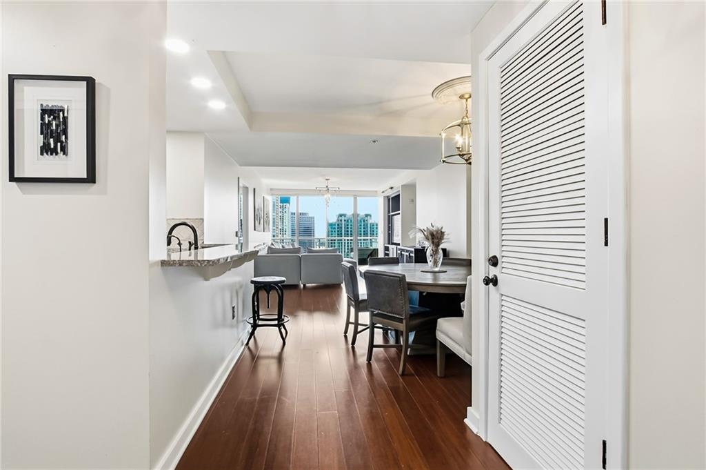 3338 Peachtree Road NE Unit 2105