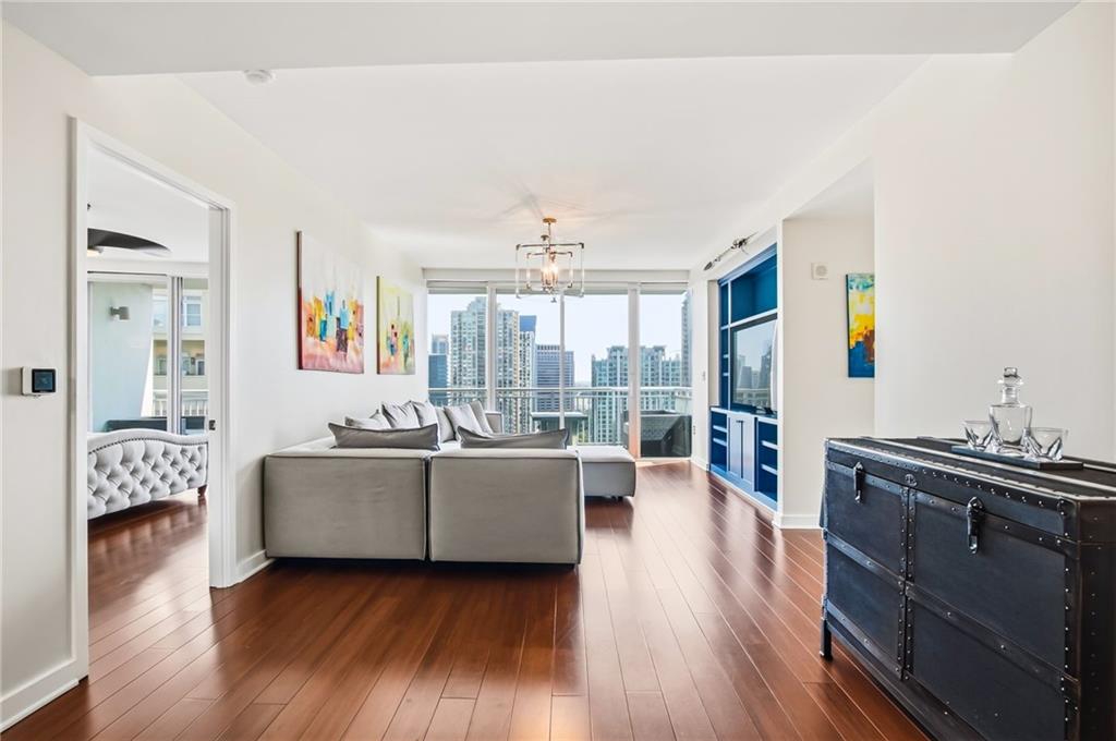 3338 Peachtree Road NE Unit 2105
