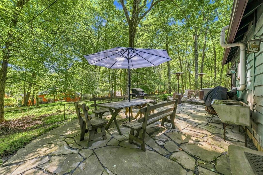 78 Crest Drive