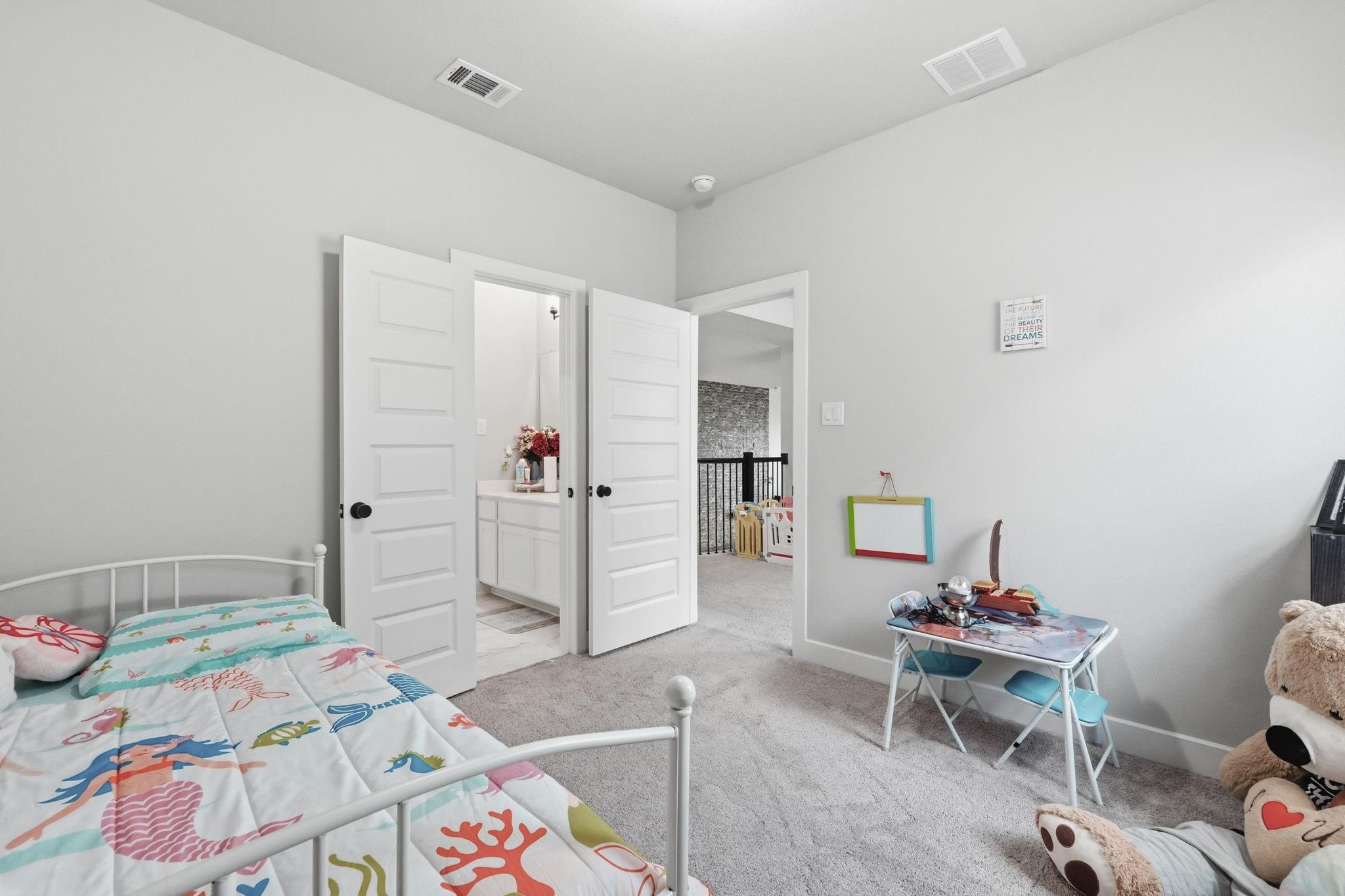 2842 Acacia Grove Drive