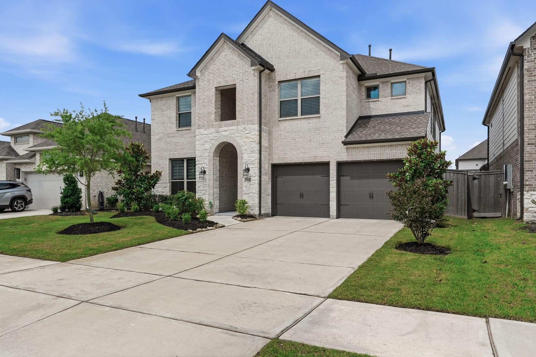 2842 Acacia Grove Drive