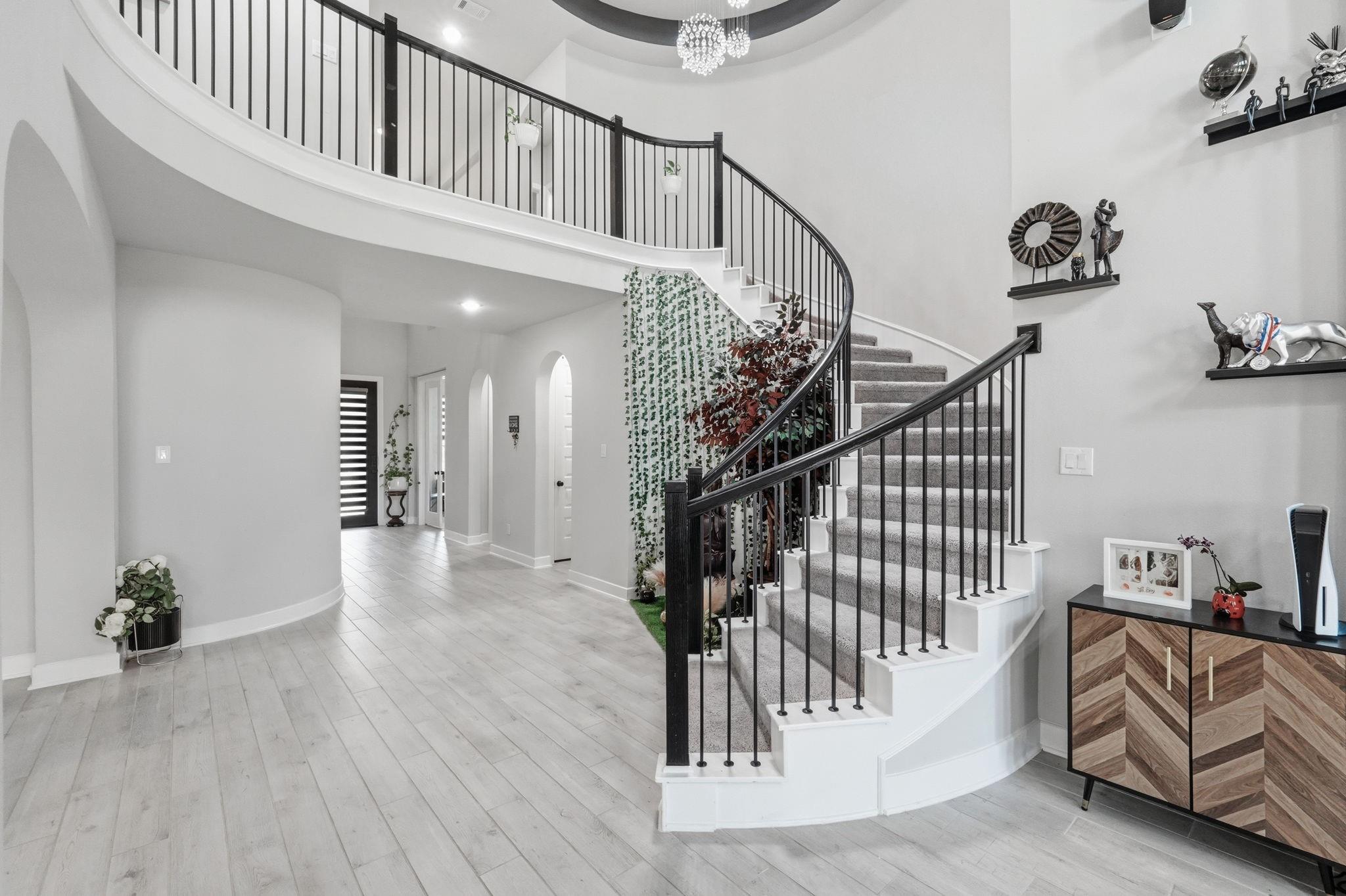 2842 Acacia Grove Drive