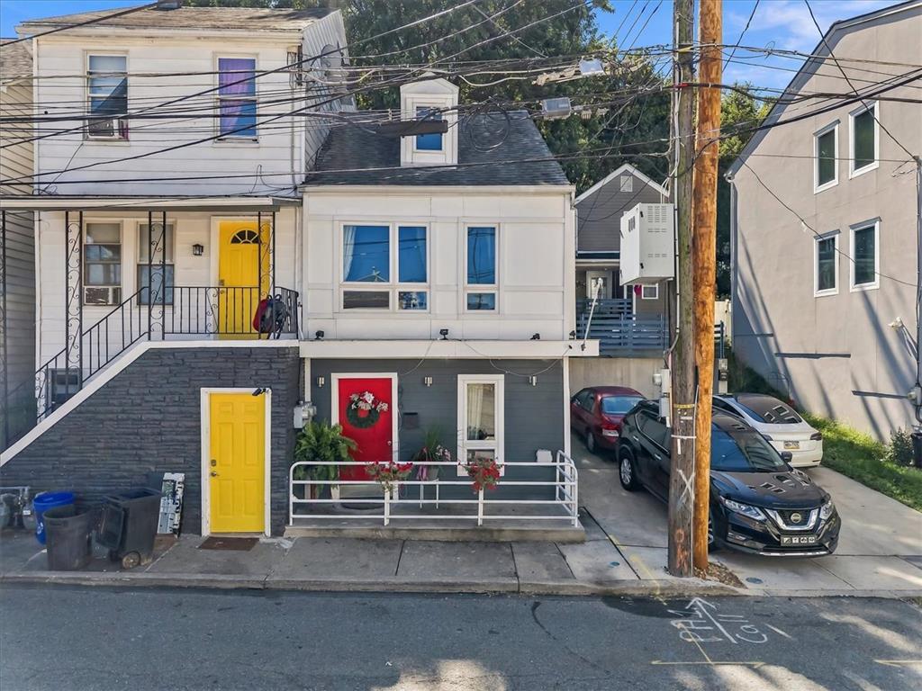 676 Pine Street