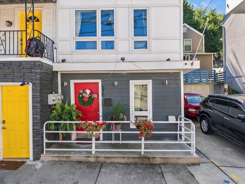 676 Pine Street