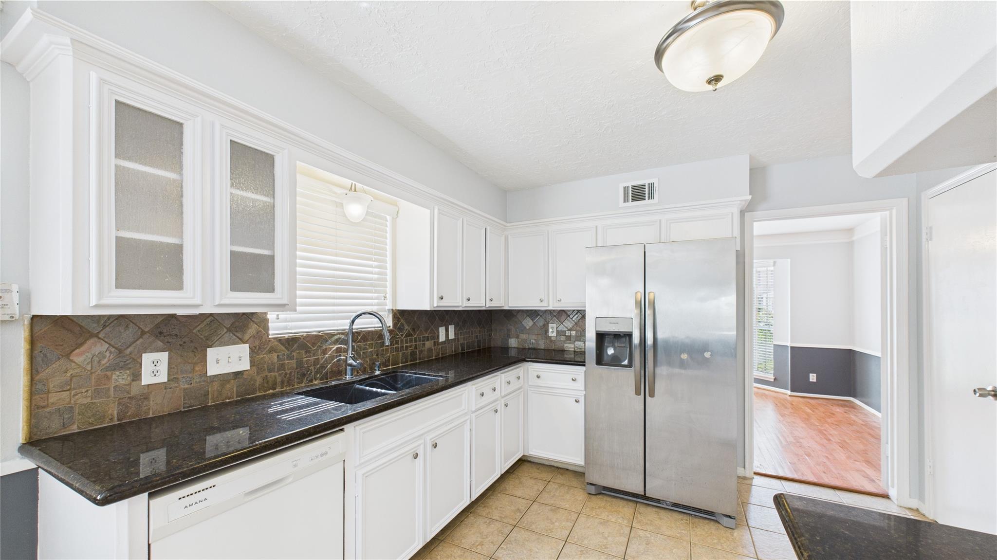 1107 Verret Lane