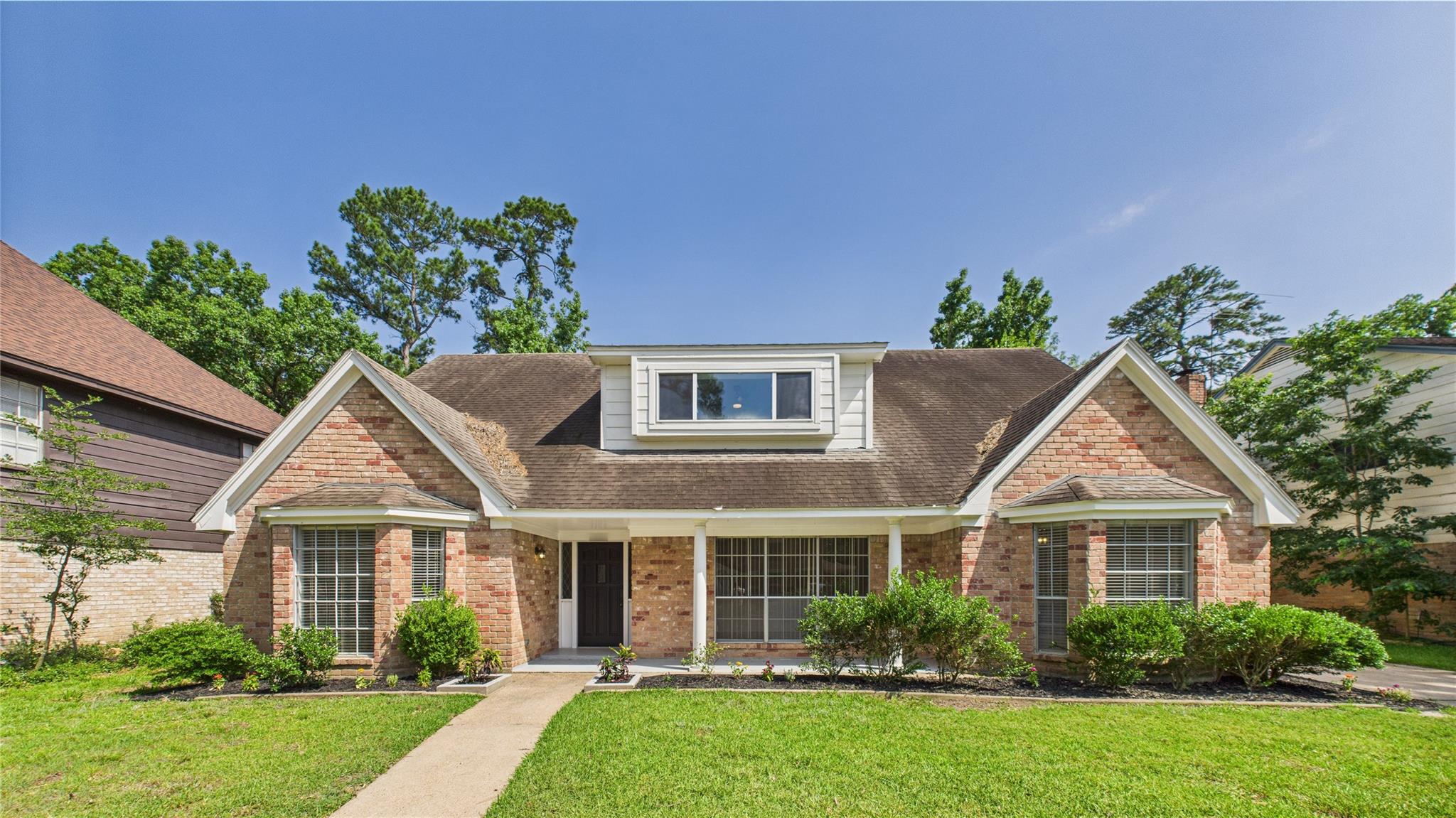 1107 Verret Lane