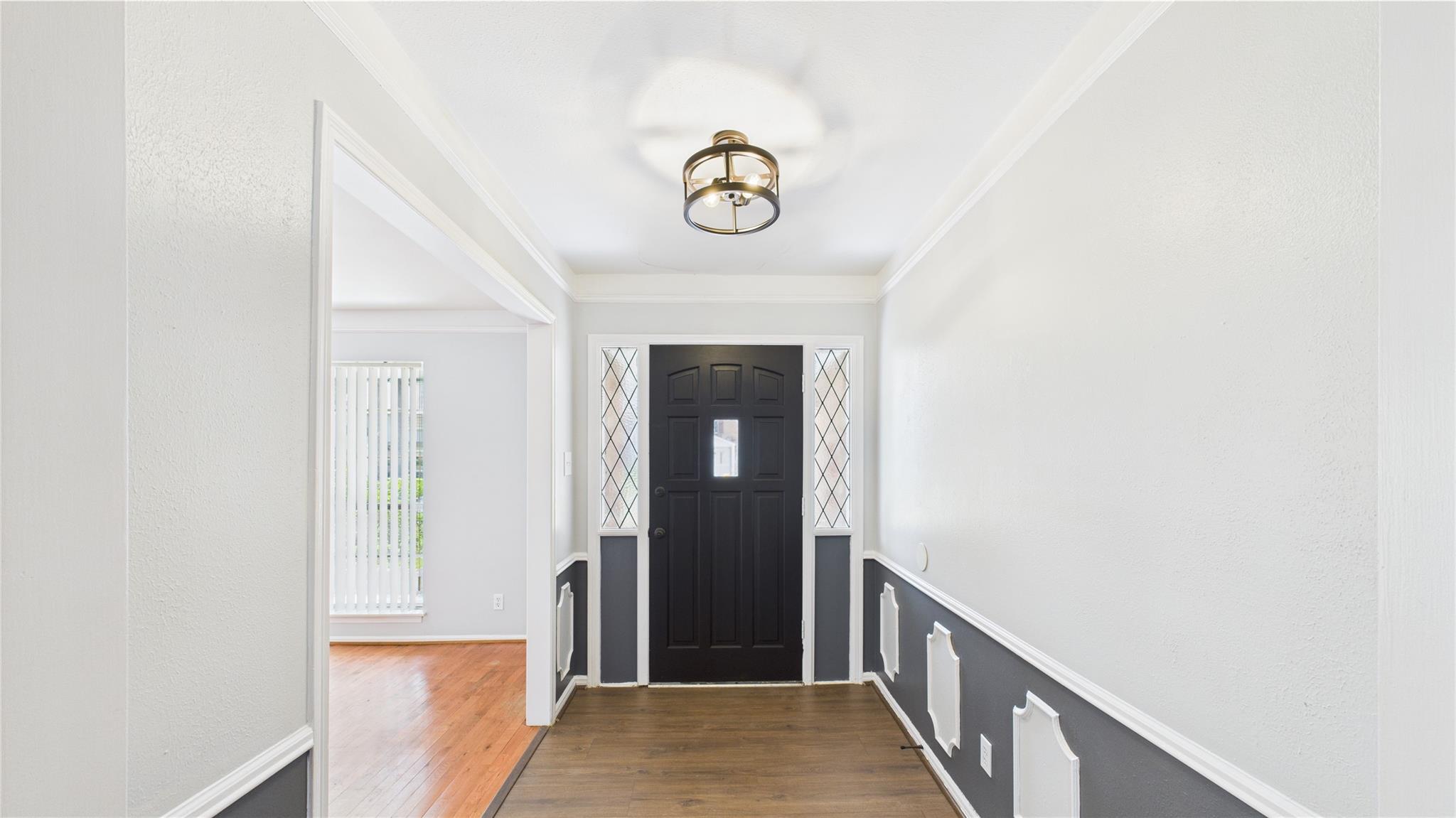 1107 Verret Lane