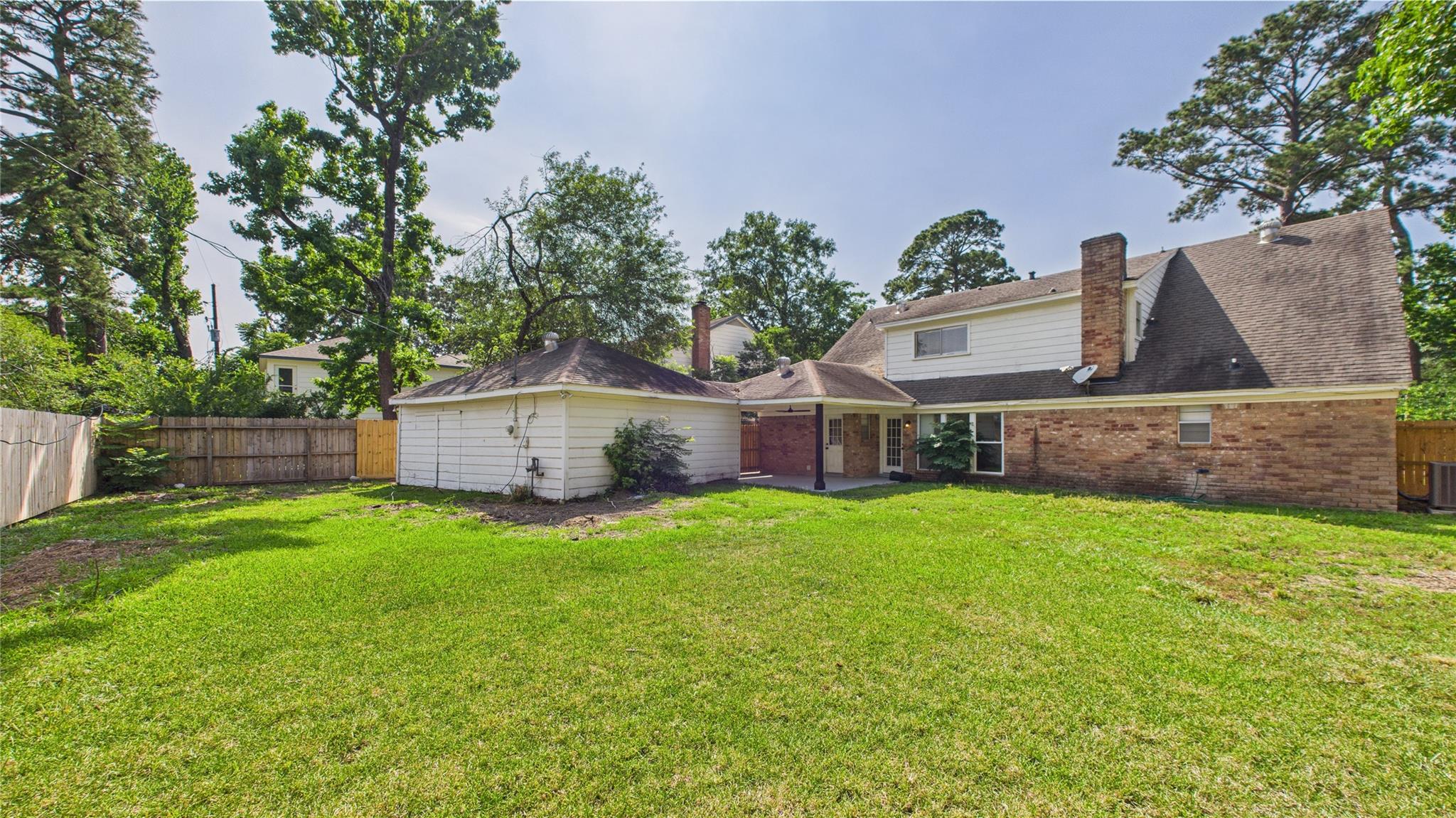 1107 Verret Lane