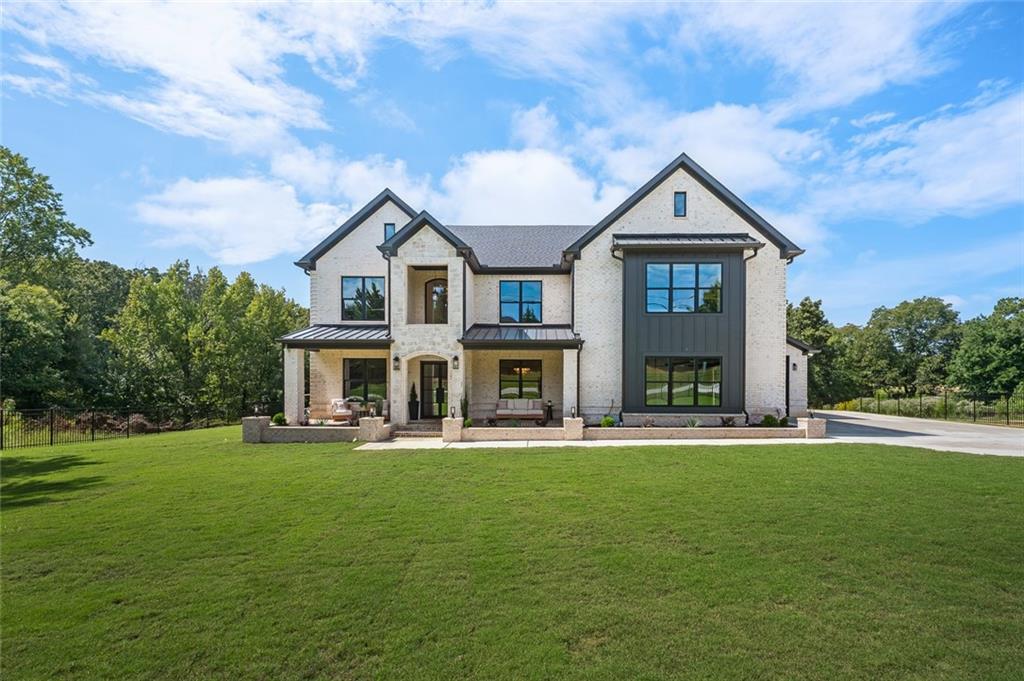 2182 Prospect Road NE