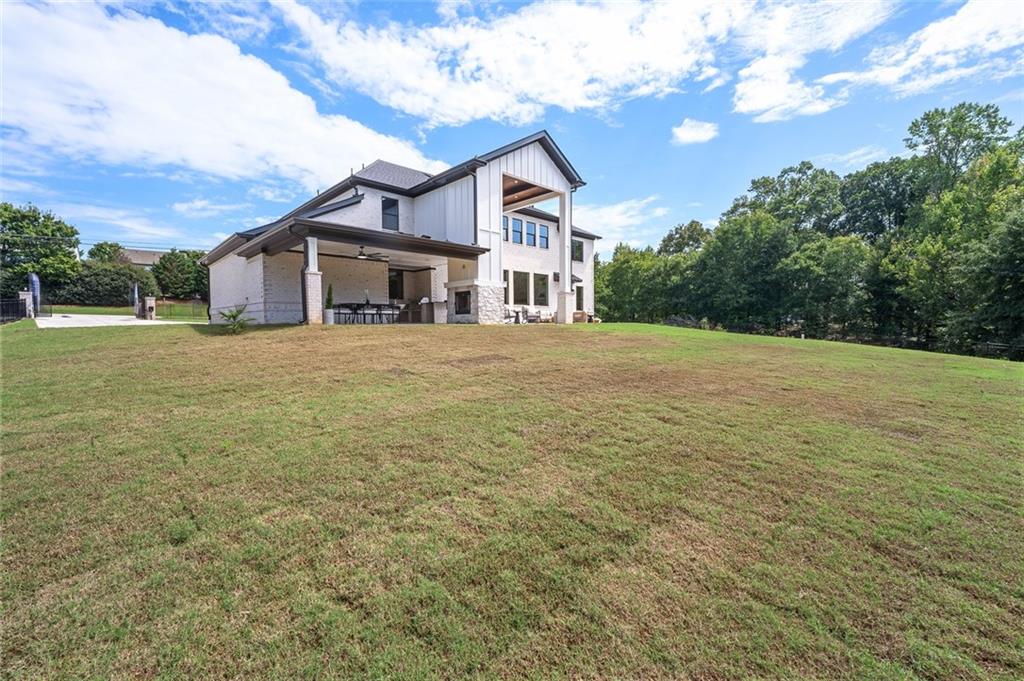 2182 Prospect Road NE