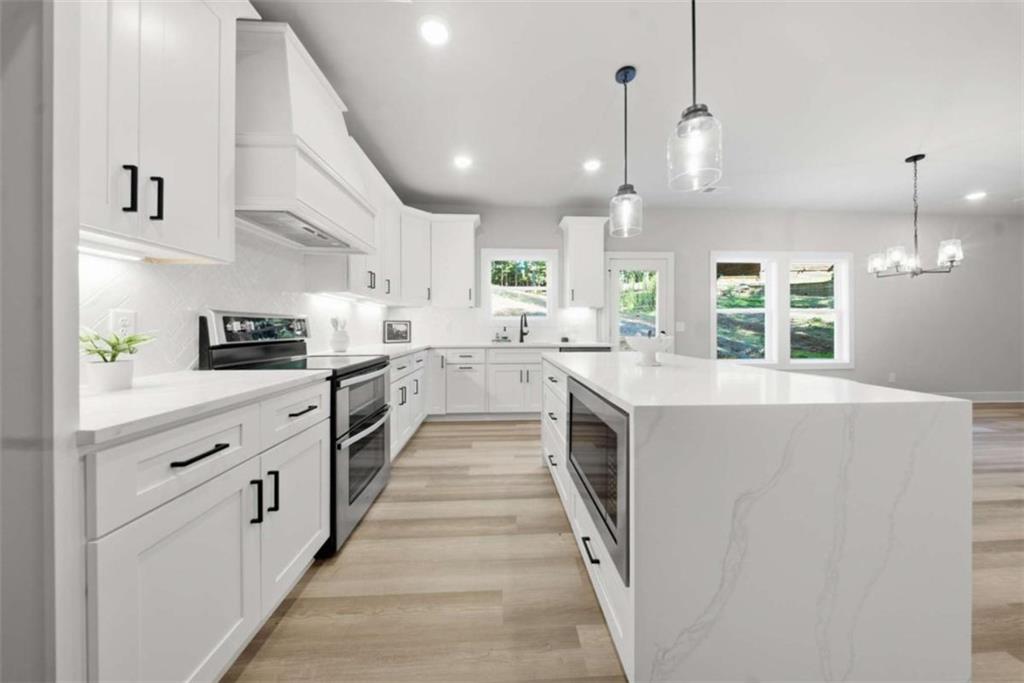 3035 Hamilton Road
