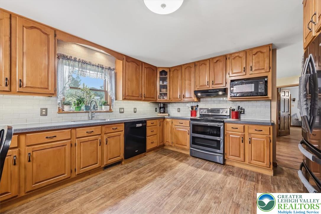 322 West 10th Street