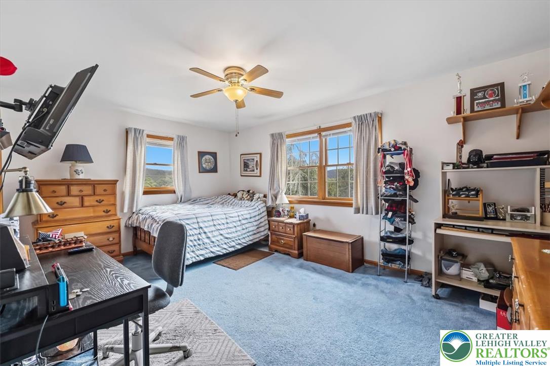 322 West 10th Street