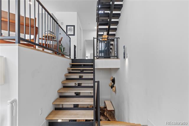 818 Ash Street Unit: 3