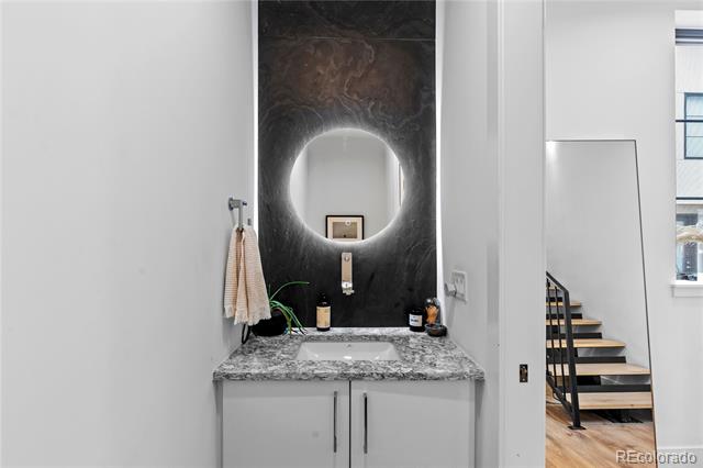 818 Ash Street Unit: 3