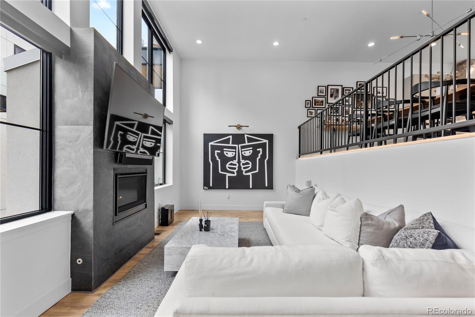 818 Ash Street Unit: 3