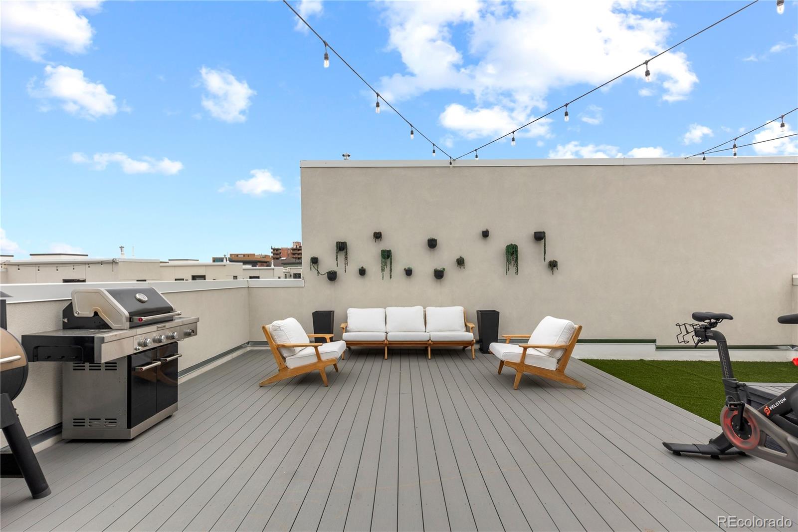 818 Ash Street Unit: 3