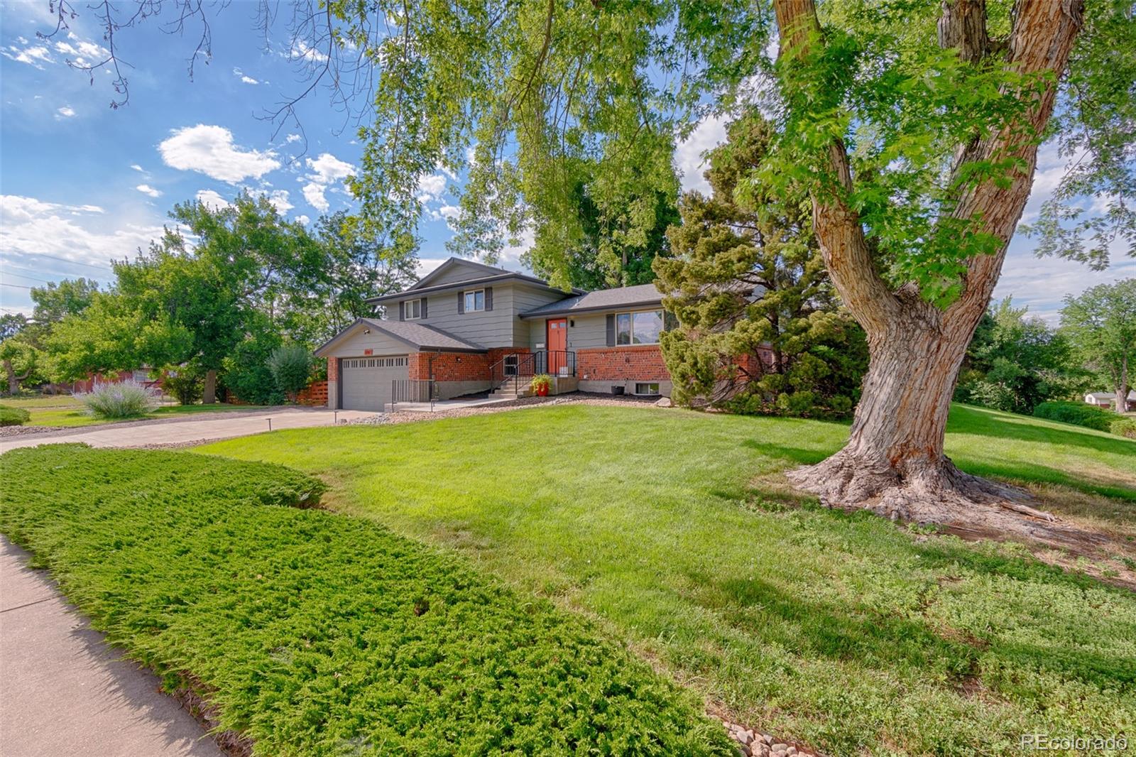 3767 E Fair Place
