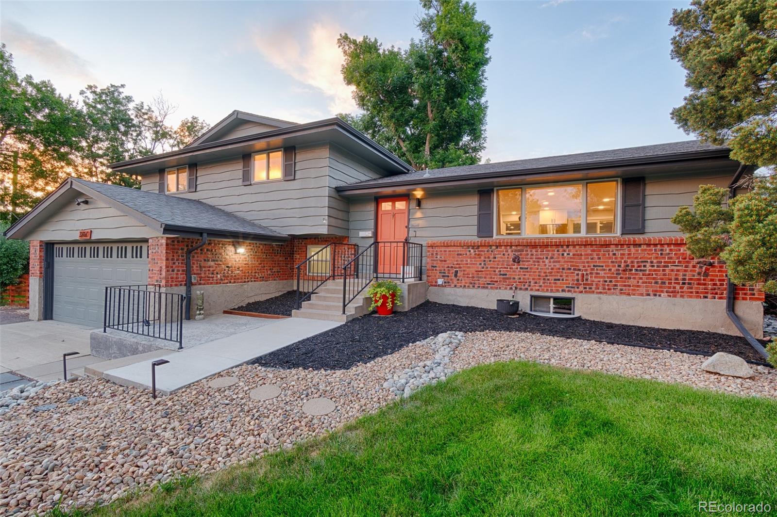 3767 E Fair Place
