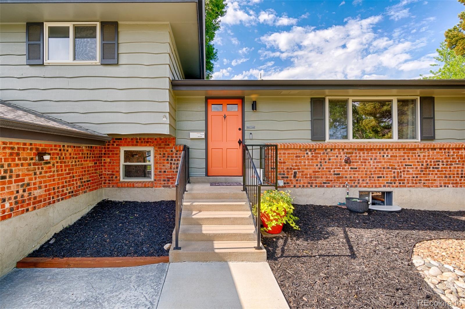 3767 E Fair Place