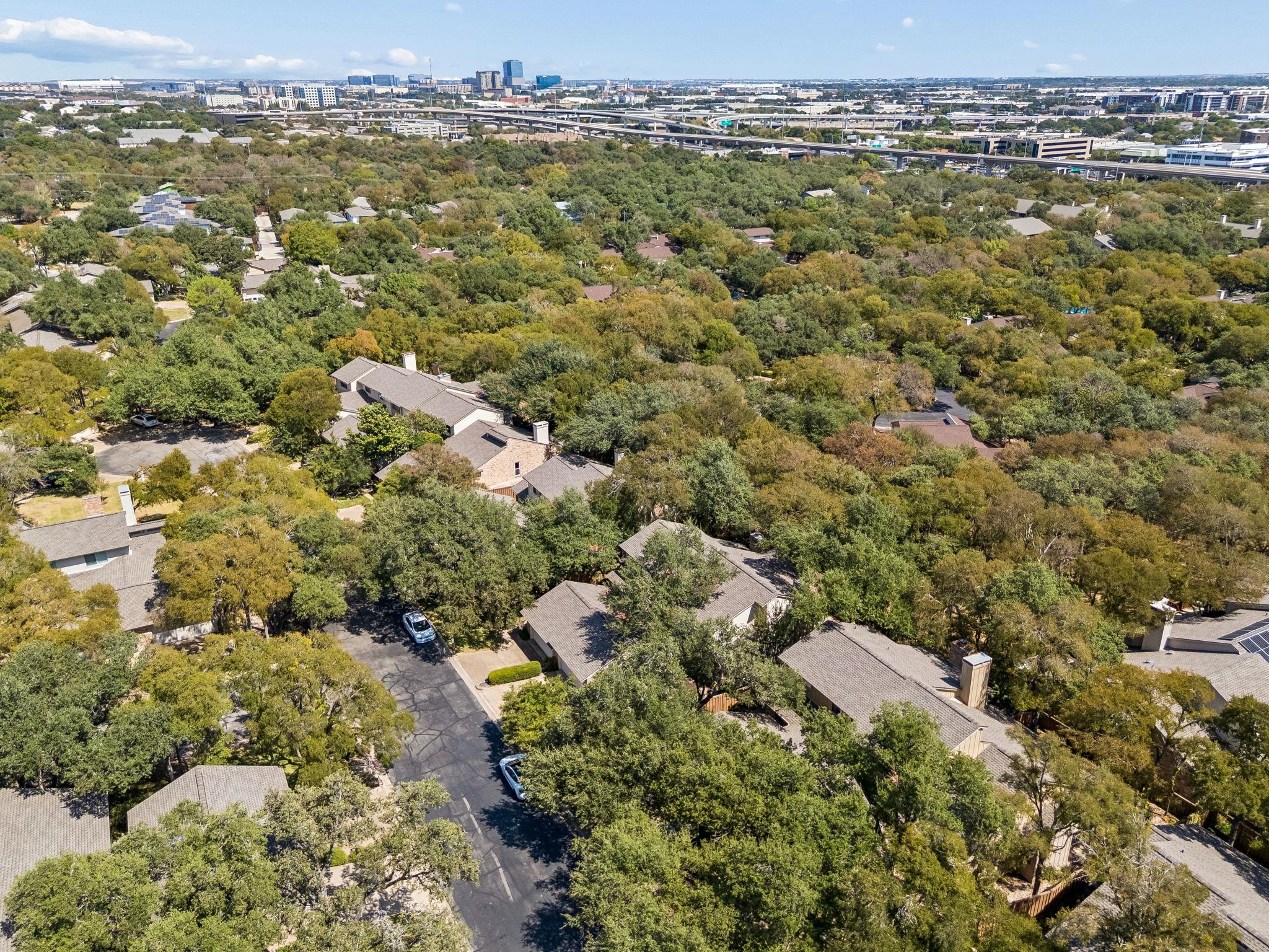 8305 Summer Place DR