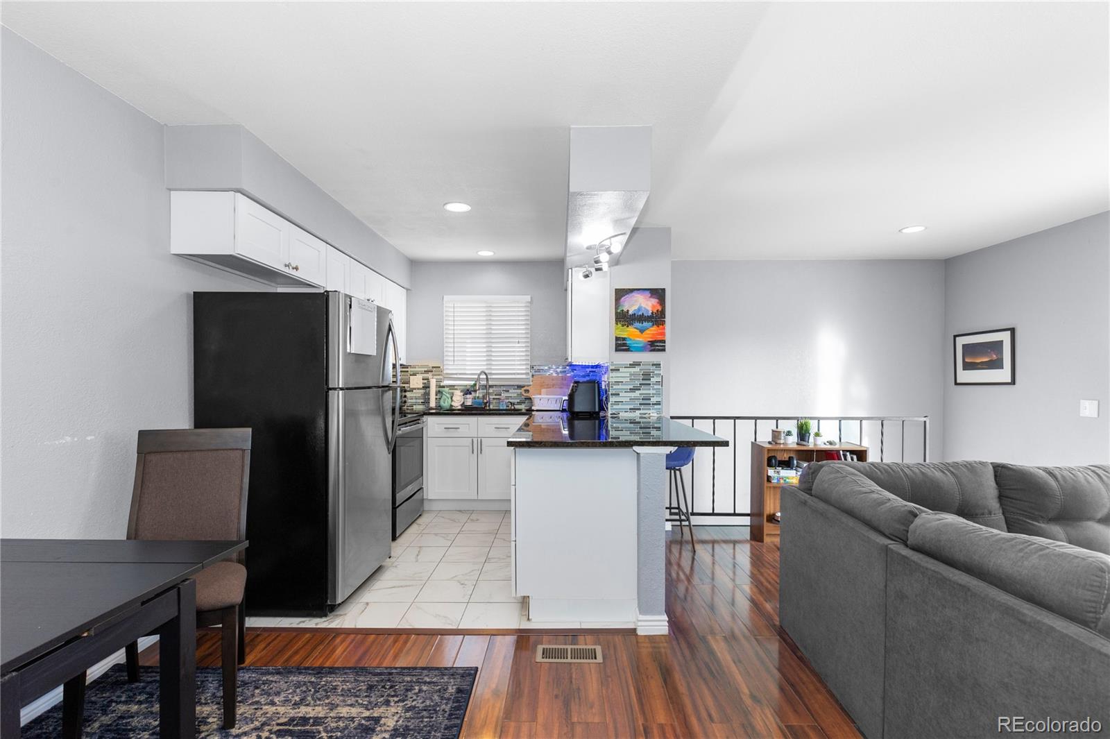 1223 S Wheeling Way