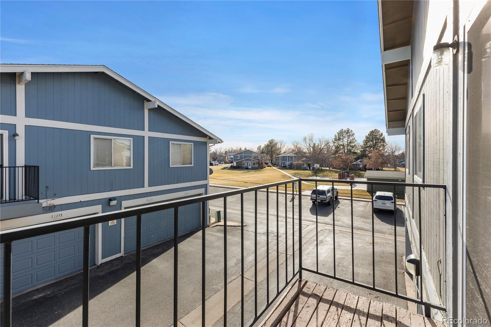 1223 S Wheeling Way